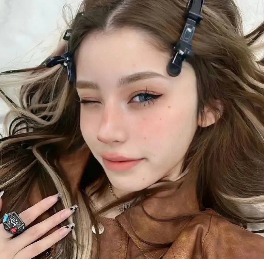 谎话连篇